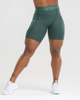 Hold Cycling Shorts | Jungle Green WOMEN'S BEST